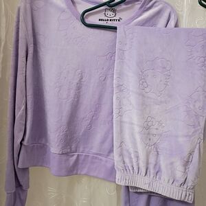 💜Hello Kitty Velvet Set 💜